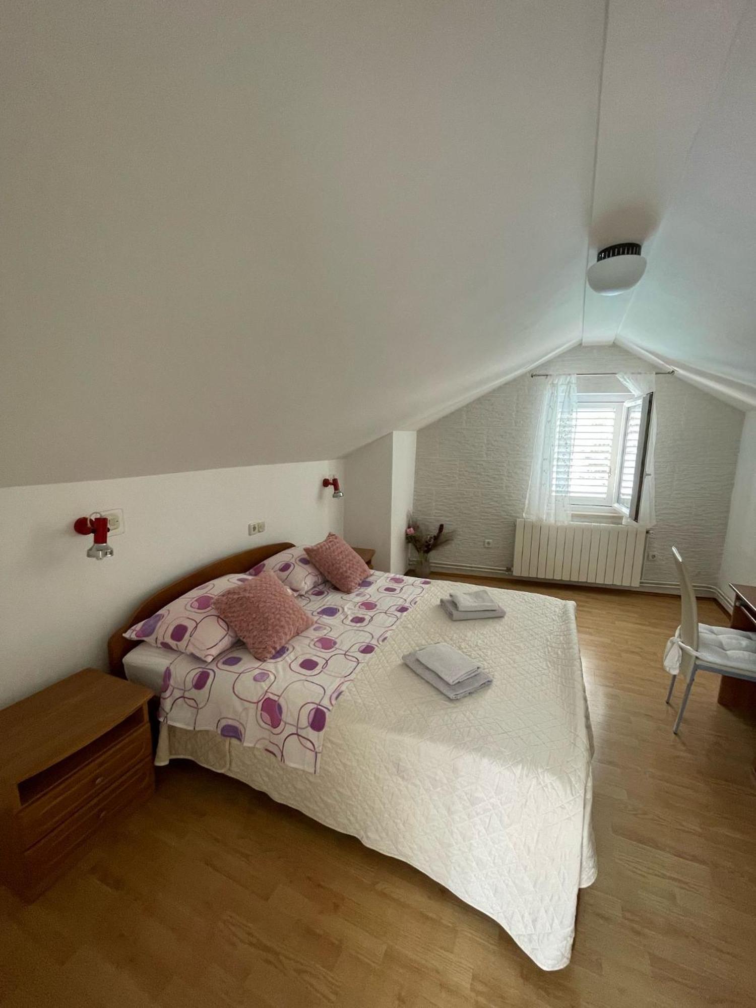Apartments & Room Nina Korčula Eksteriør bilde